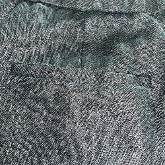 J. Crew linen textured shorts - 100% Linen. Perfect for layering w/ tights. - Picture 3 of 6